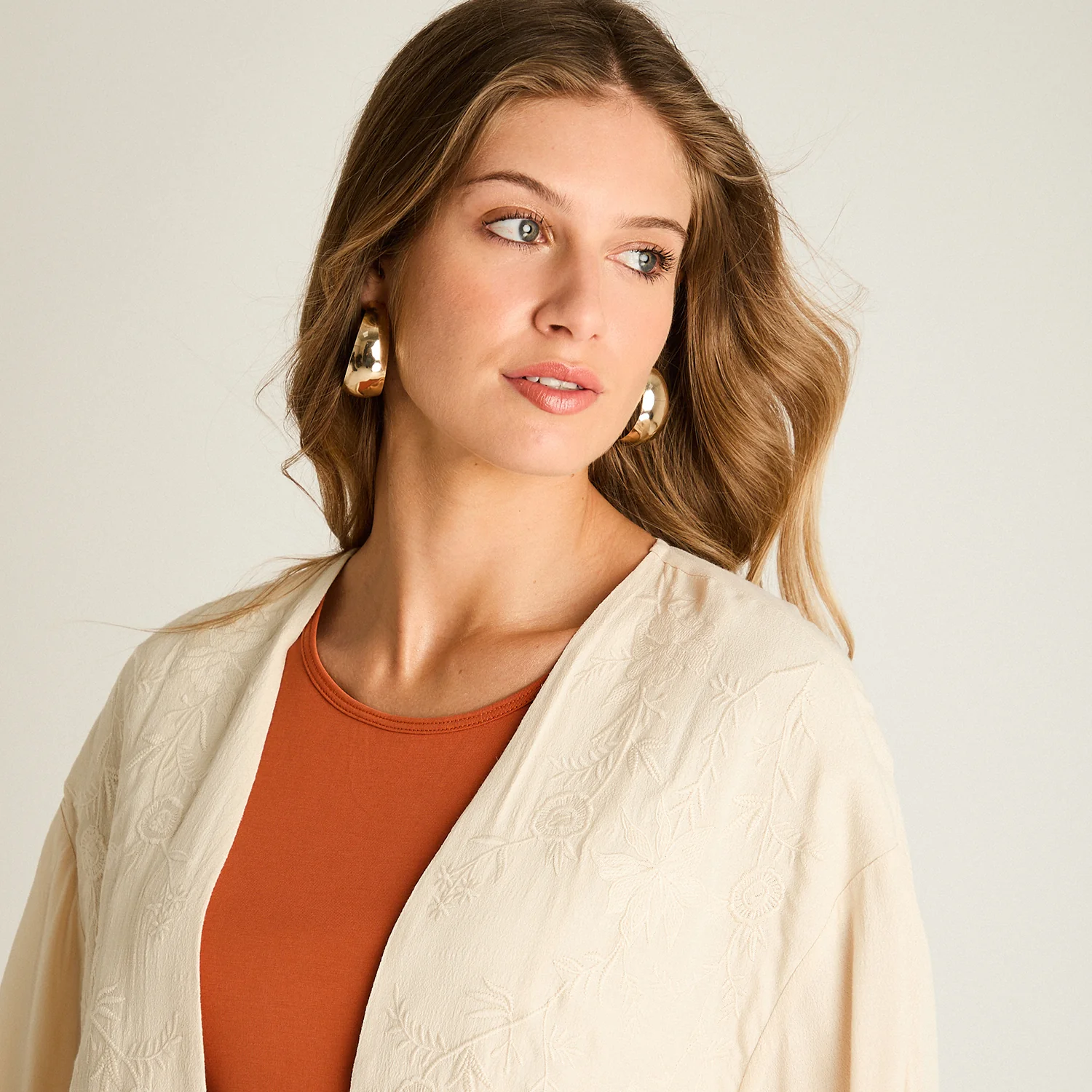 Tapado Arena Manga 3/4 No Elasticado Calce Holgado - Image 3