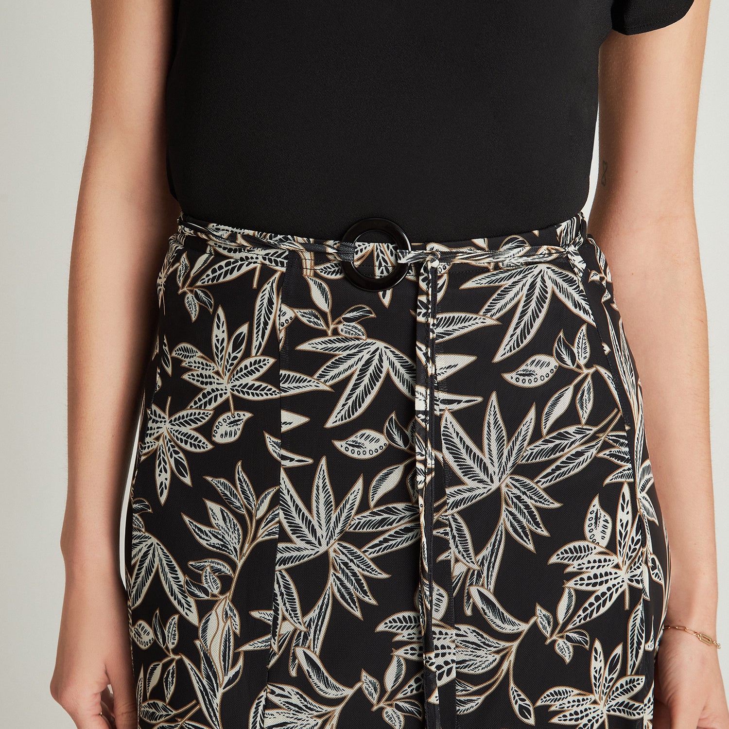 Falda Larga Negro Estampado - Image 3