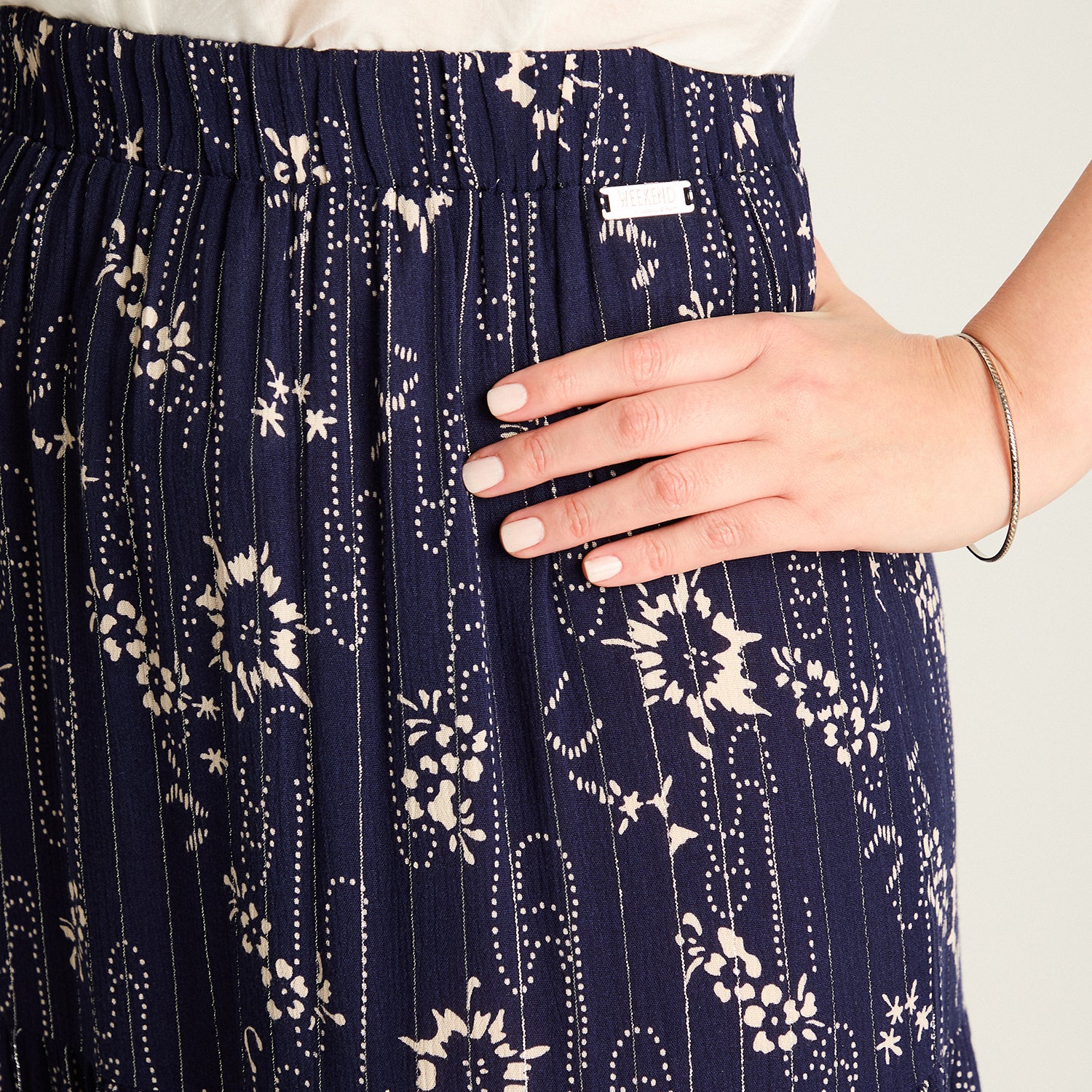 Falda Azul Maxi con Lurex Calce Normal - Image 3