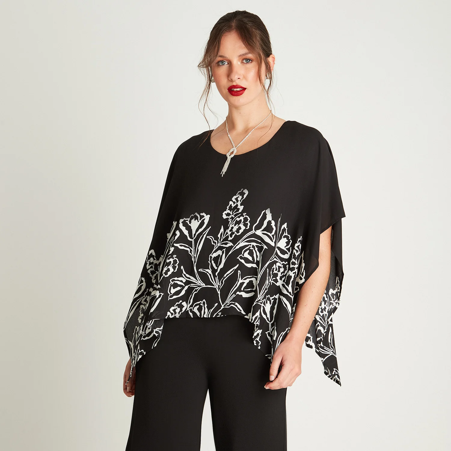 Enterito Negro Sin Manga Cuello Redondo - Image 3