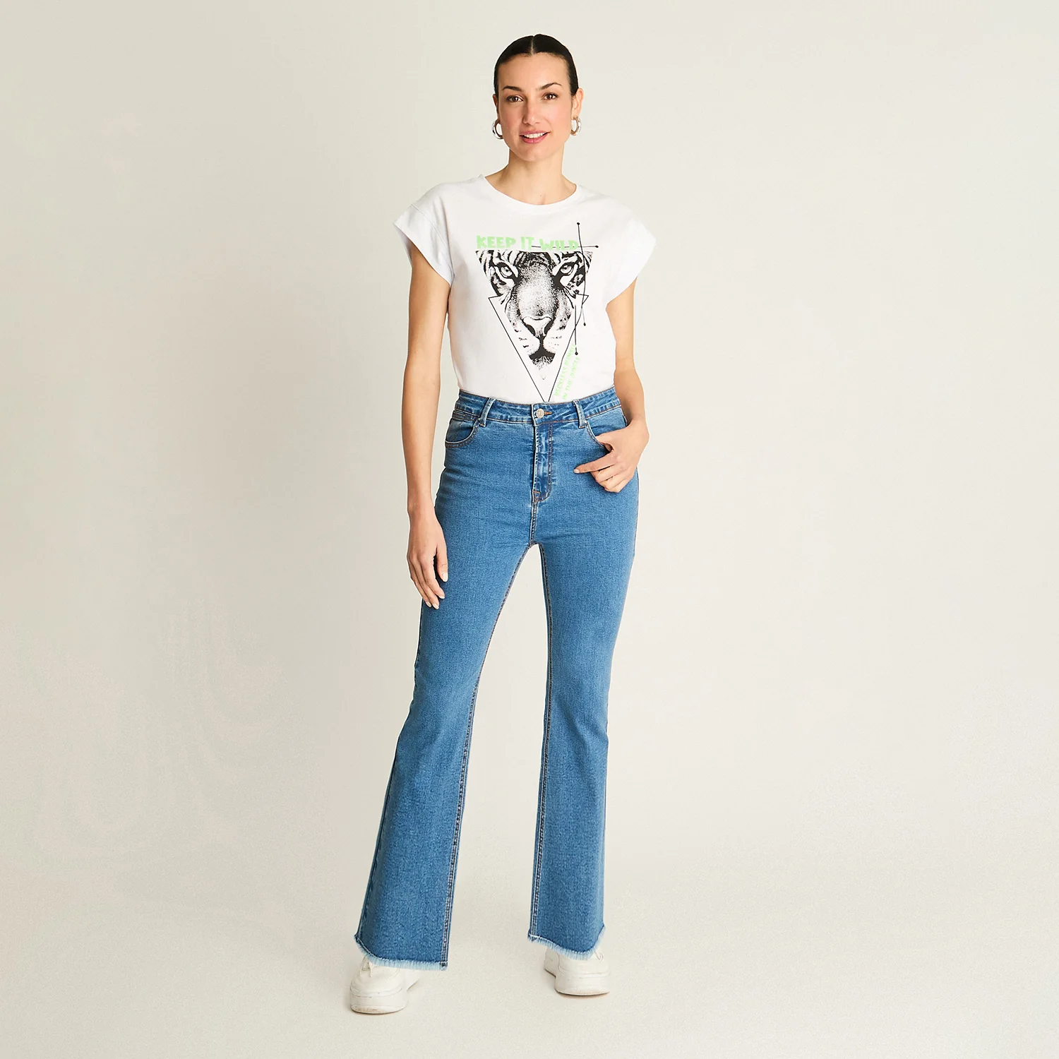 Jeans Azul Flare Tiro Medio - Image 4