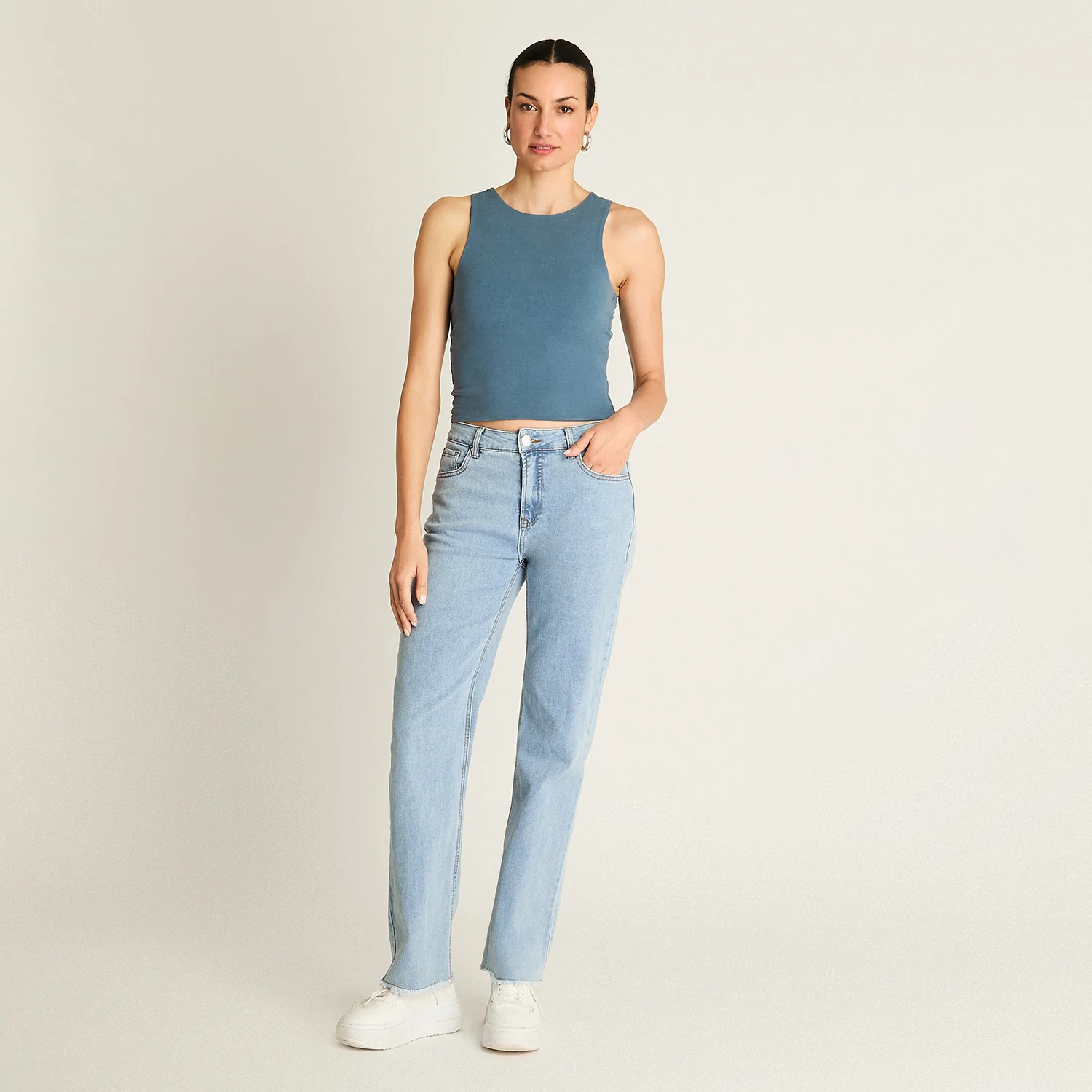 Jeans Celeste Corte Semi Flare - Image 4