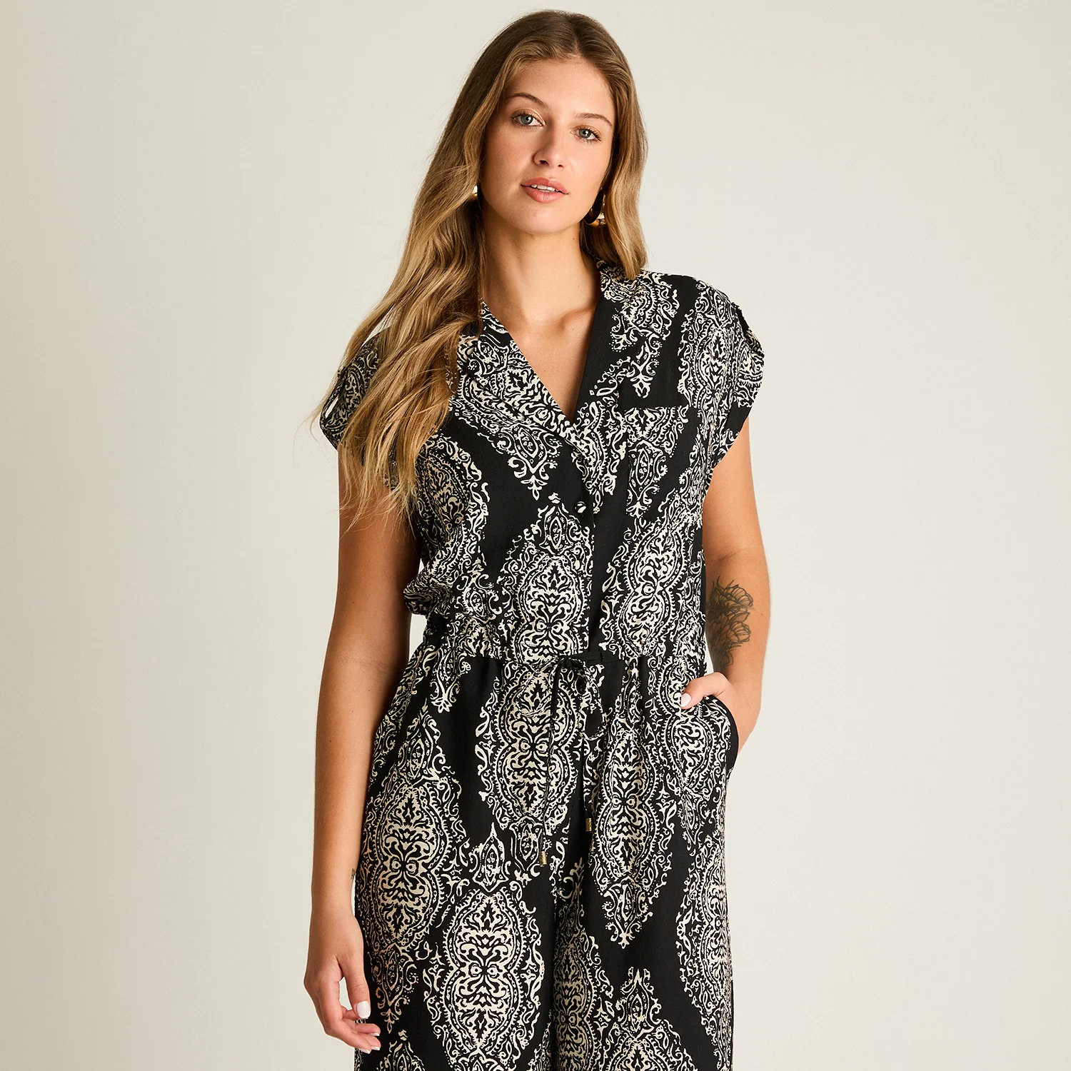 Enterito Negro Wide leg con Bolsillos - Image 3