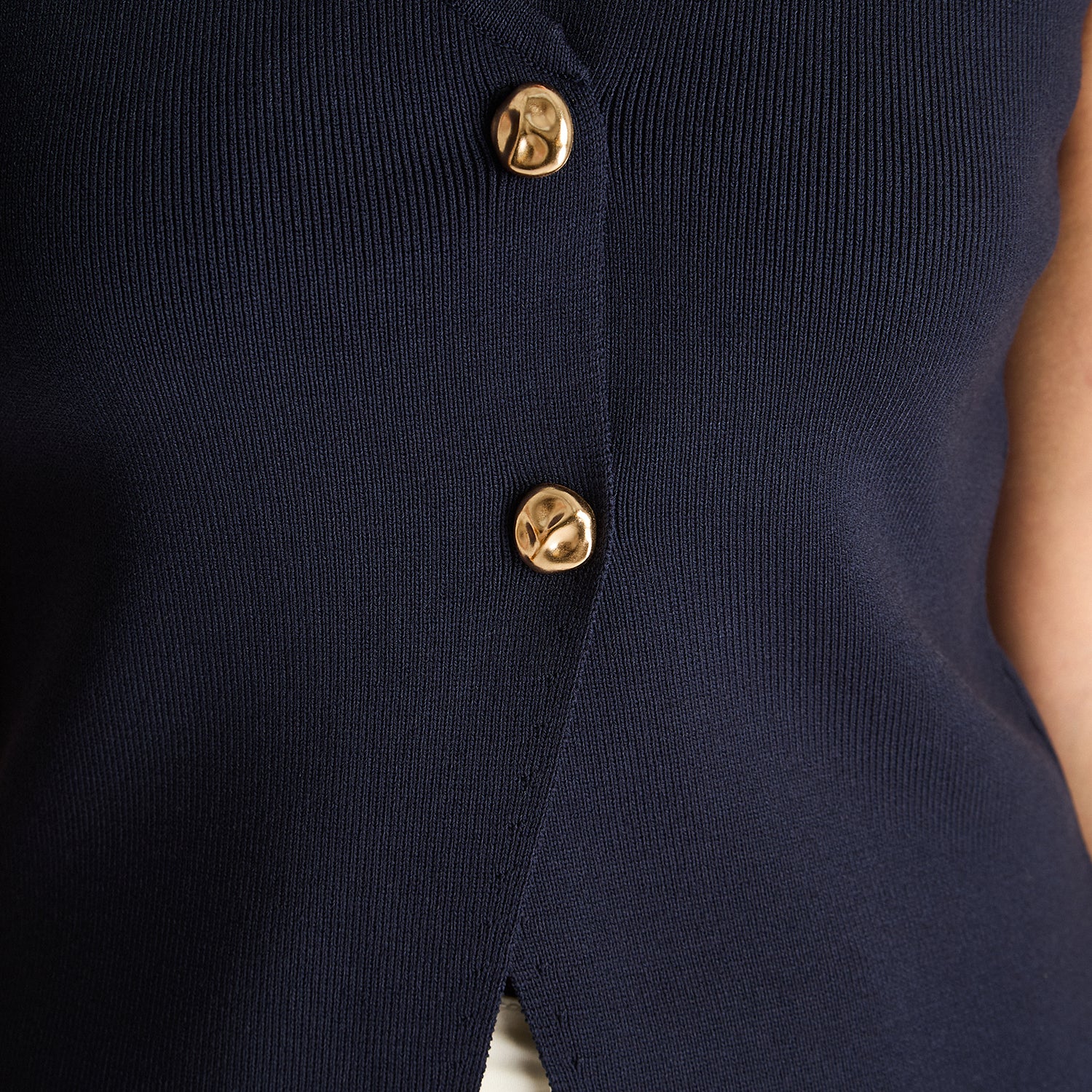 Cardigan Azul sin Mangas - Image 3