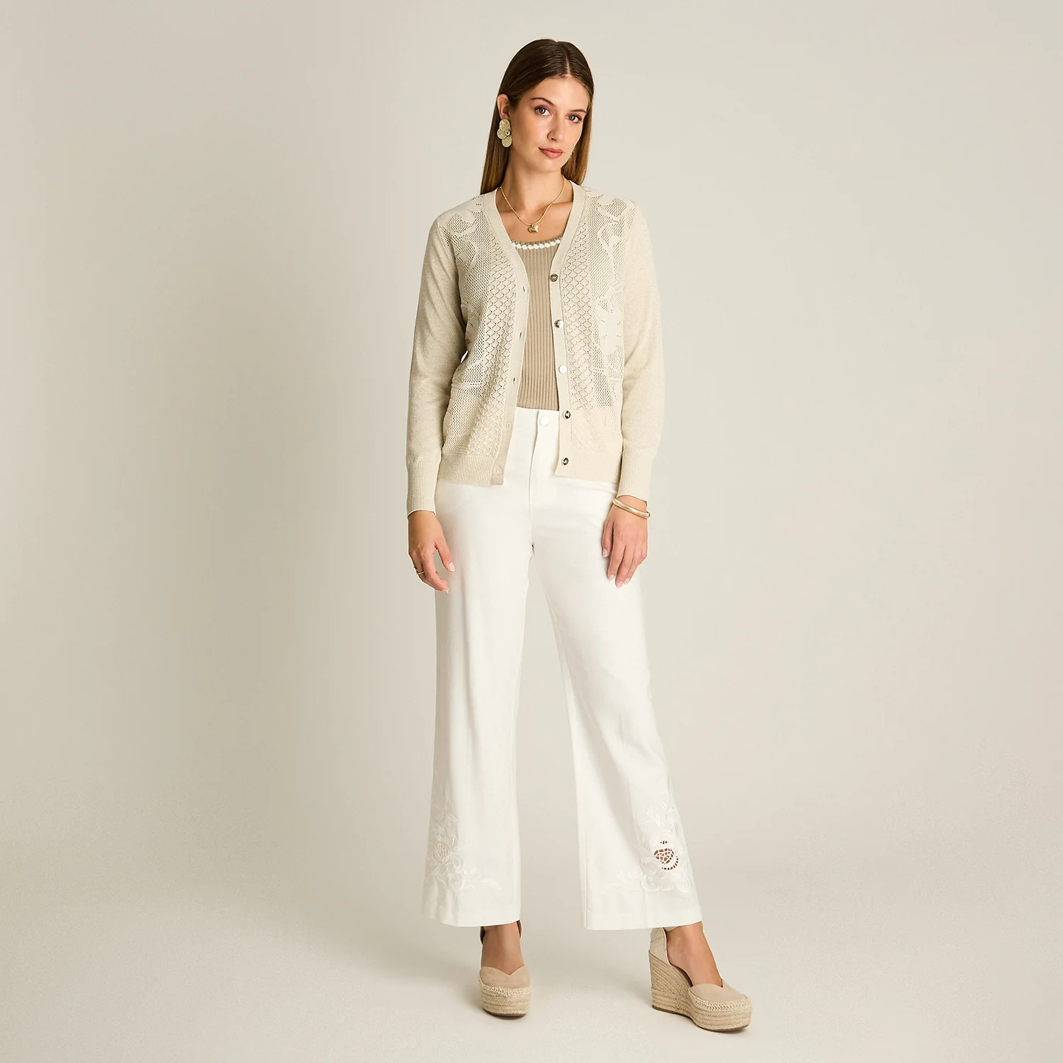 Cardigan Arena con Lurex y Botones Dorados - Image 5