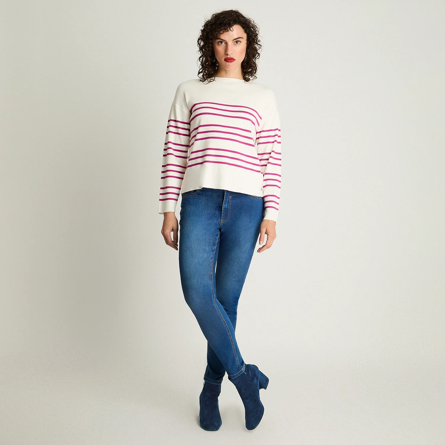 Sweater Cuello Redondo Básico Crudo - Image 4