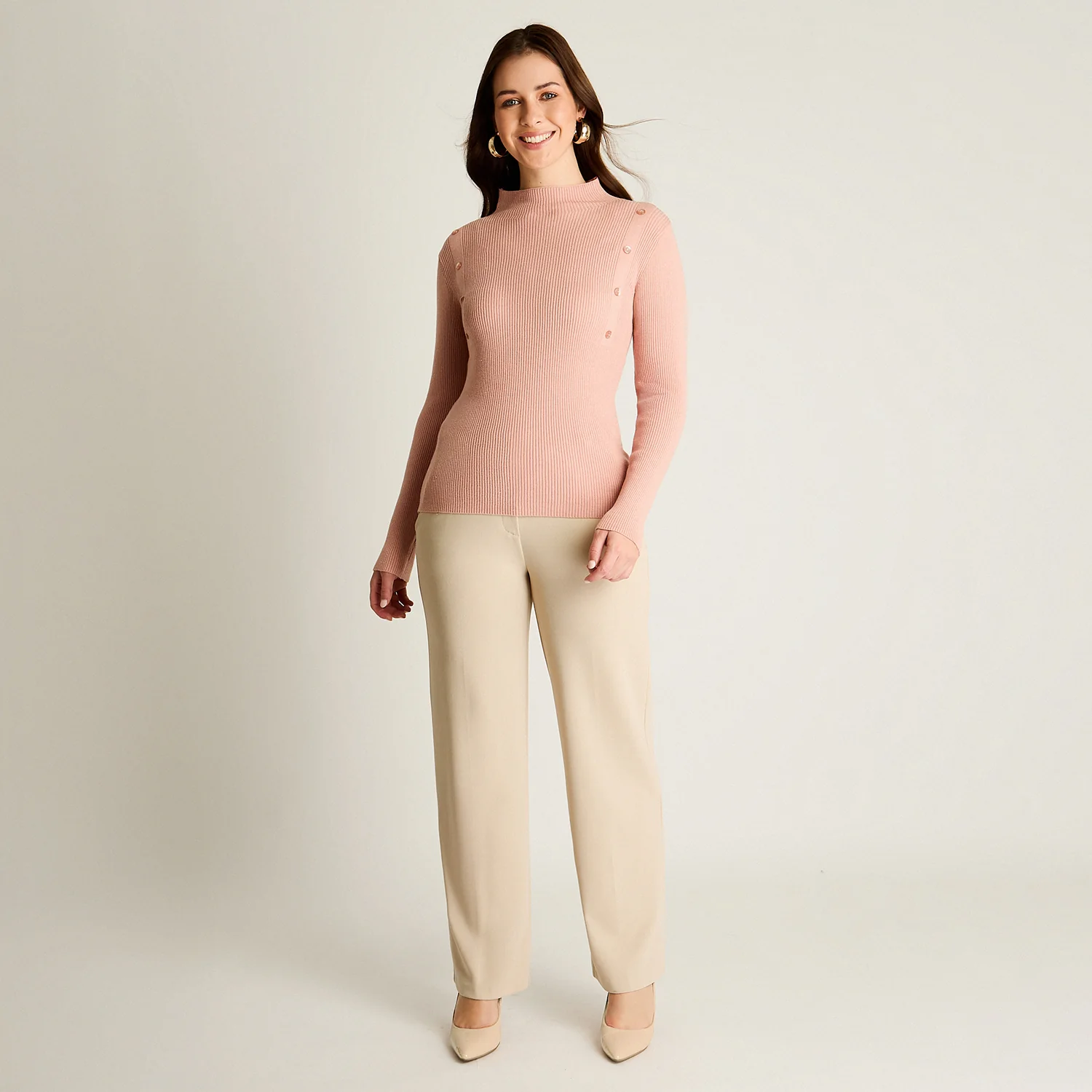 Sweater Rosado con Detalles Decorativos - Image 4