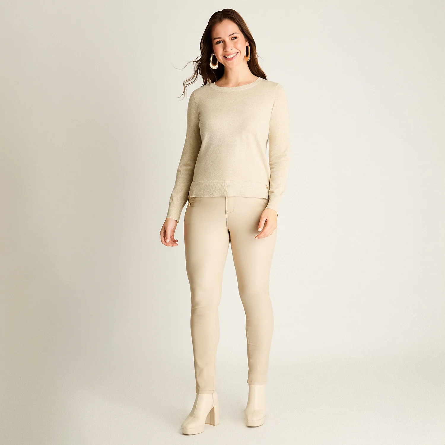 Sweater Arena con Ribete Contrastado - Image 4