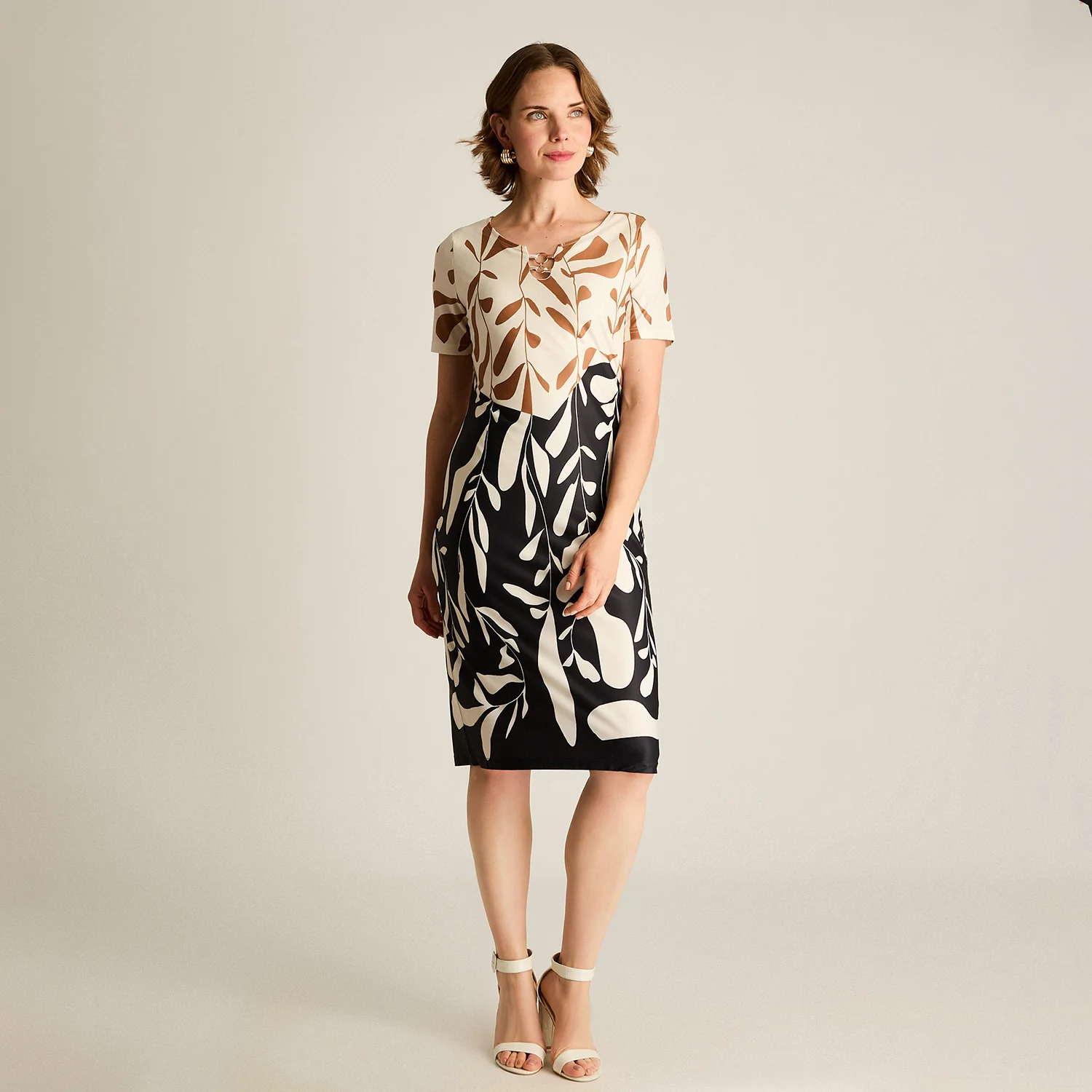 Vestido Corto Café Estampado - Image 4