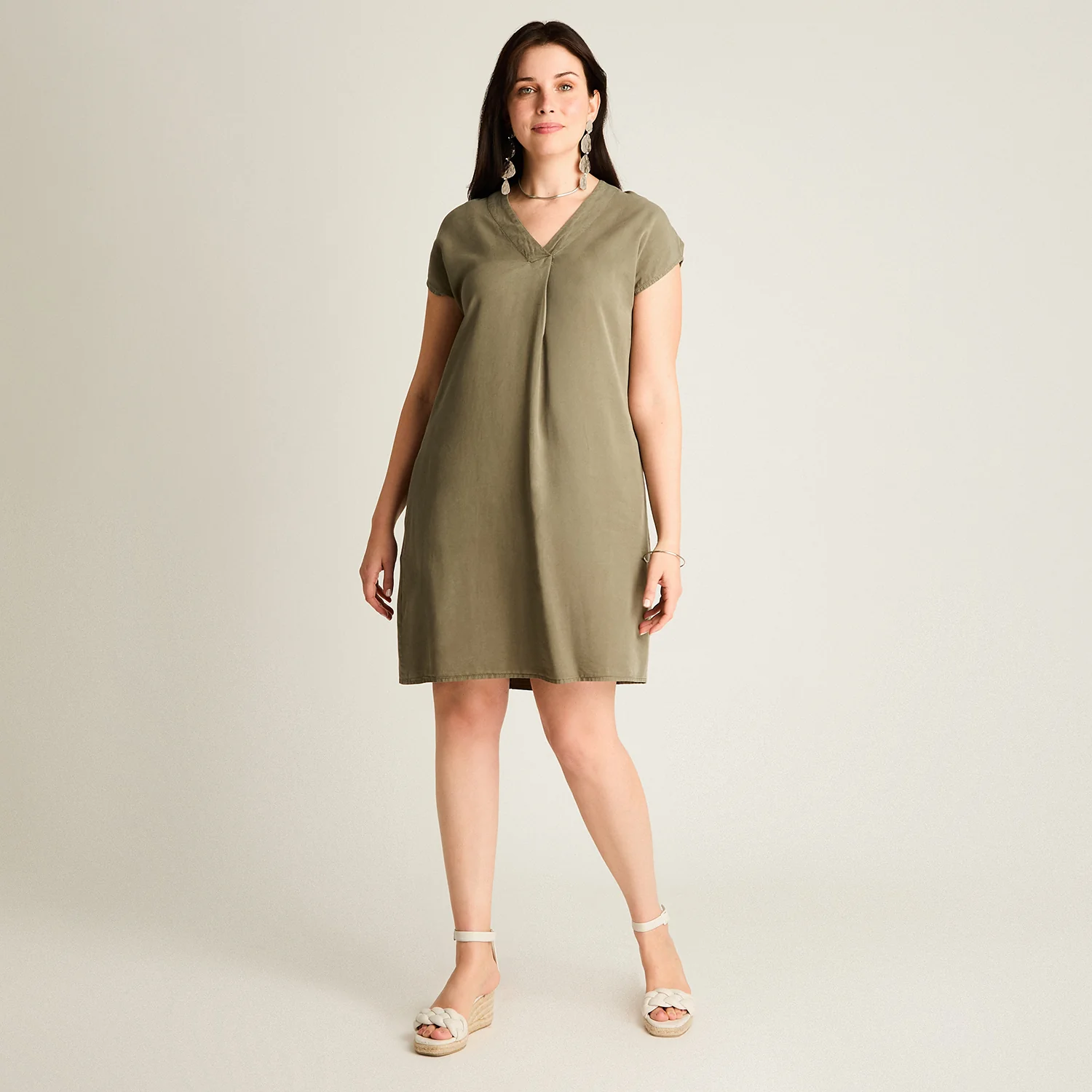 Vestido Corto Verde No Elasticado Sin Forro Calce Holgado - Image 4